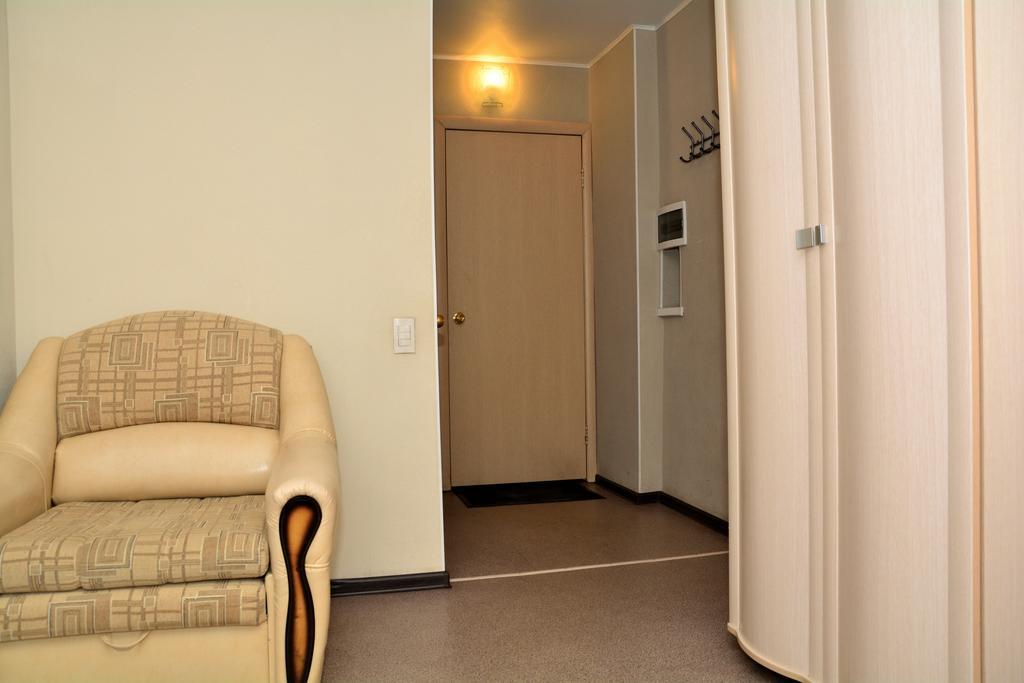 Apartments Engelsa 47A Tjeljabinsk Eksteriør billede